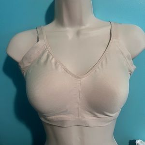 Warners Wireless Bra Sz Large